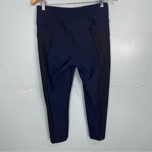 Athleta Stellar Cropped Pants Sz M Petite MP Navy Blue & Black 405525 - Picture 4 of 6